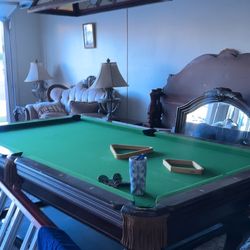Solid Wood Pool Table with Billiard Light