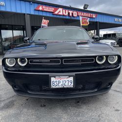 2019 DODGE Challenger