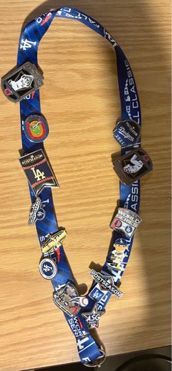 LA Dodgers Lanyard with Collector Pins