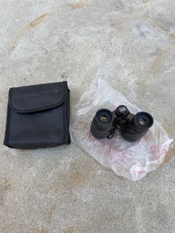 SMALL BINOCULARS