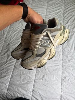 New Balance 9060 Sneakers