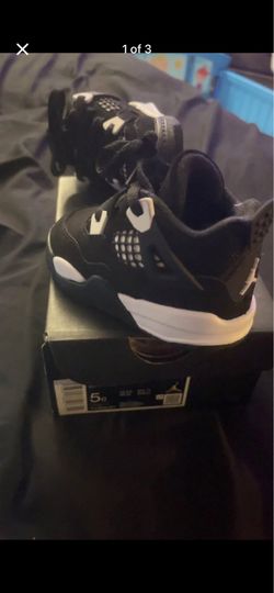 Air Jordan 4 Retro TD 'White Thunder' Size 5c