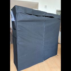 Portable closet