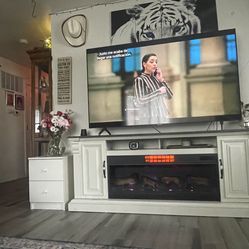 Chimney tv stand 74” new