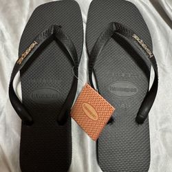 Havaianas Women's Slim Square Logo Metallic Flip Flops 