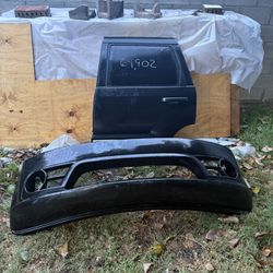 2009 Jeep Grand Cherokee Door 