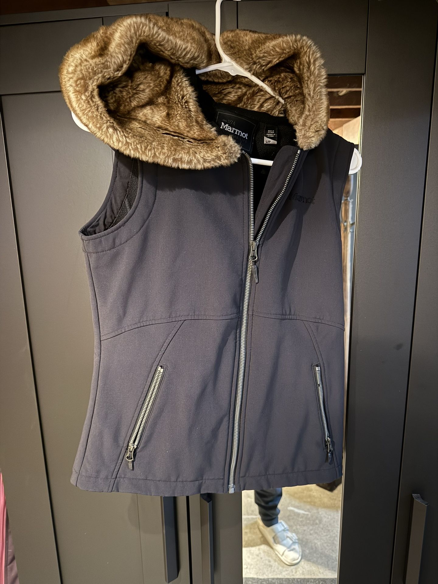 Women’s Marmot Vest w/ Fur Lined Hood
