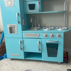 Kids Play Kitchen With Accessories 