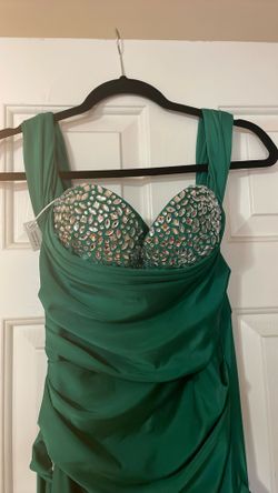 Slimming Green Dress