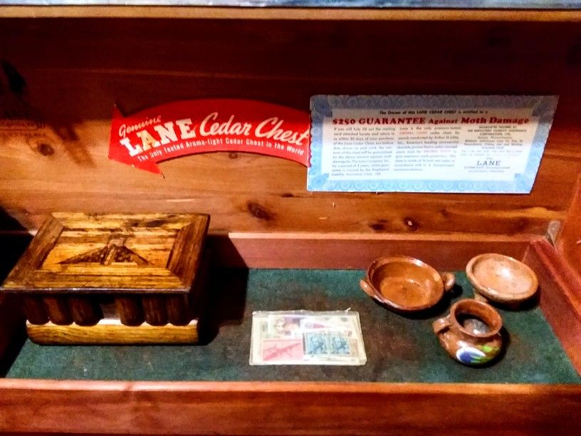 LANE CEDAR CHEST, Altavista, Va. Manufactured December 1954