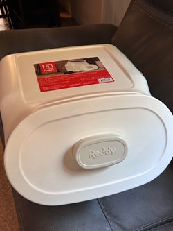 Food storage container