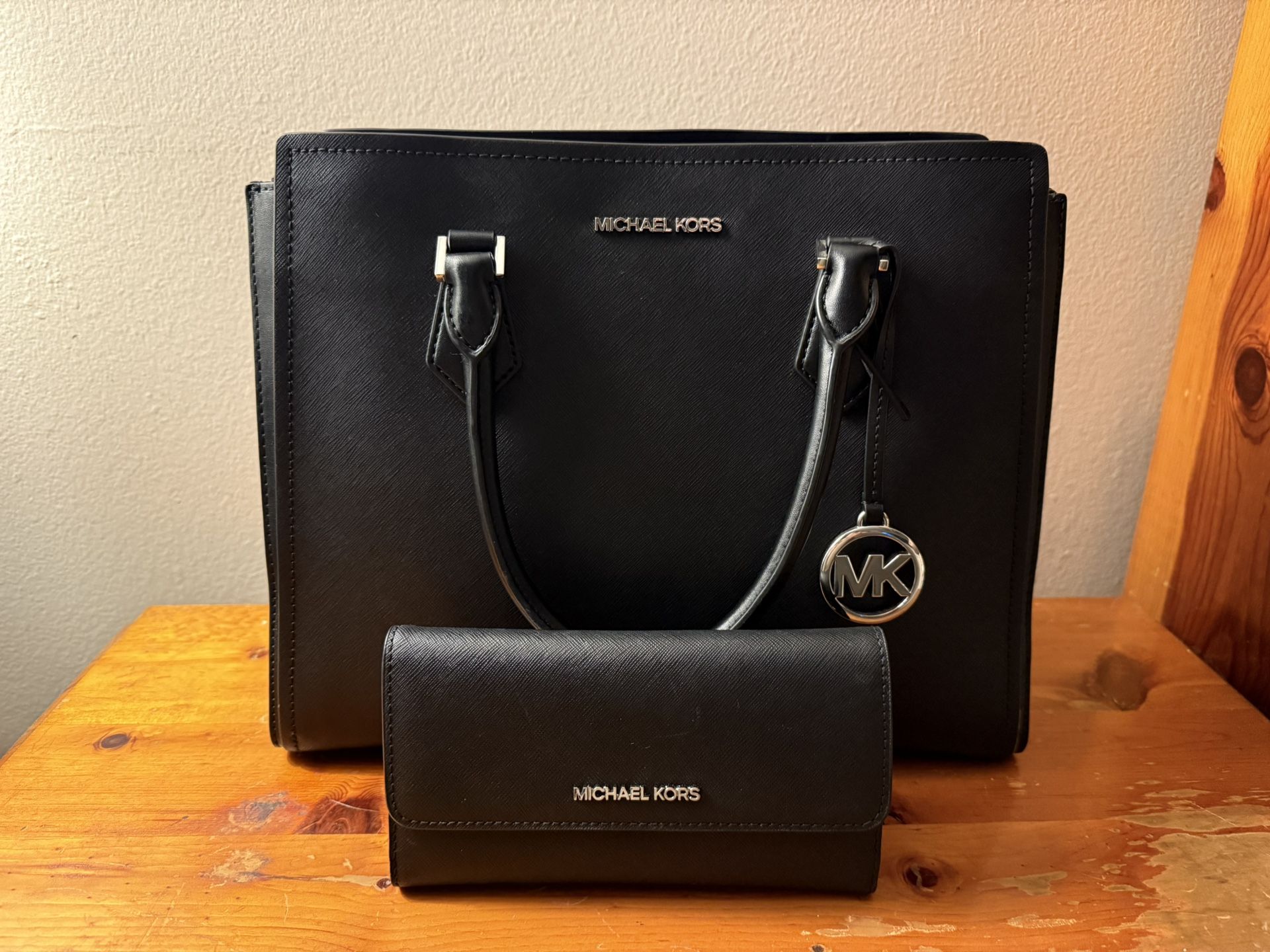 Michael Kors Purse & Wallet