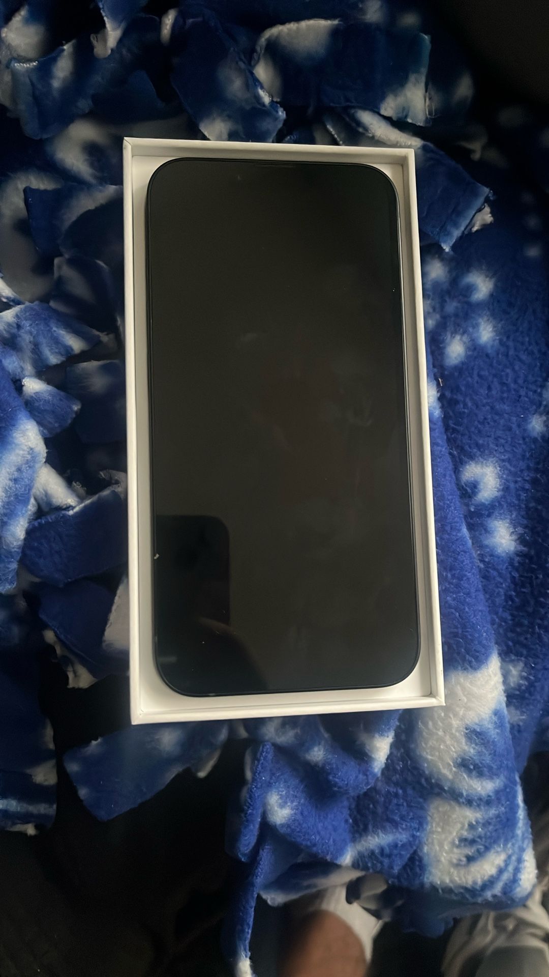 iPhone 16 E