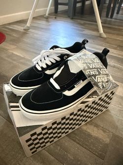 Brand new Men’s vans black