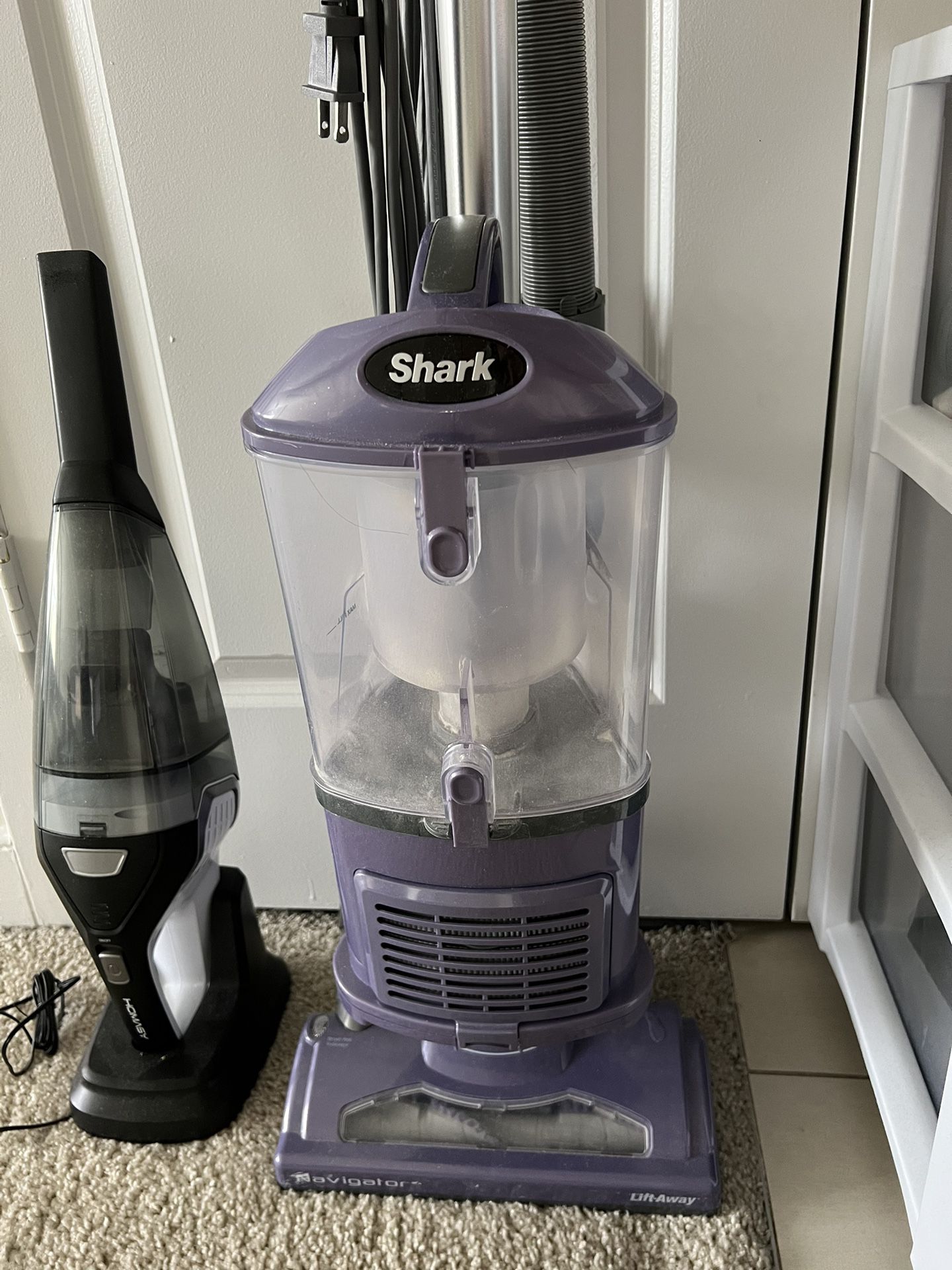 Shark Vacuum NV352
