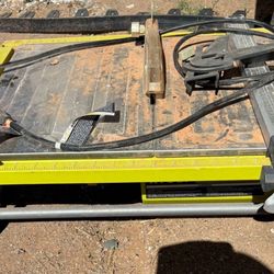 Ryobi Title Saw