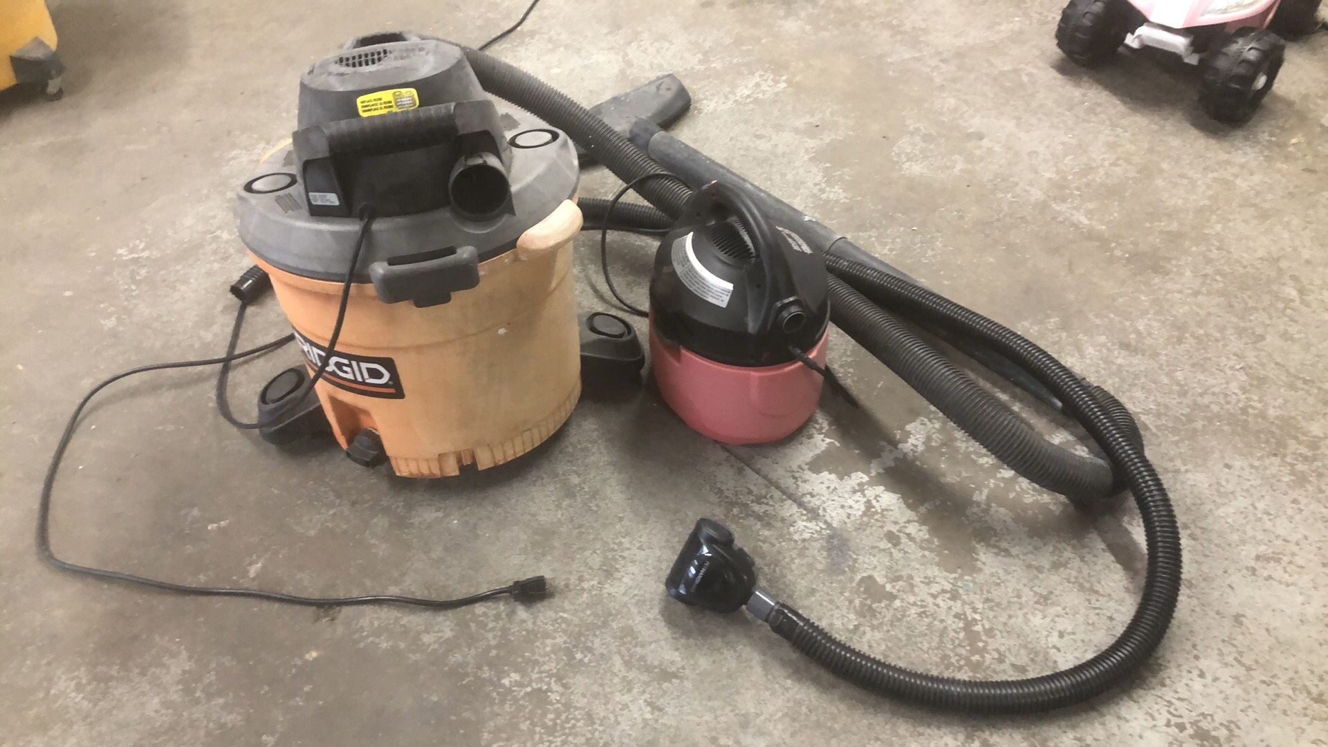 2 Vacuums the big one doesn’t look good but they are both working great
