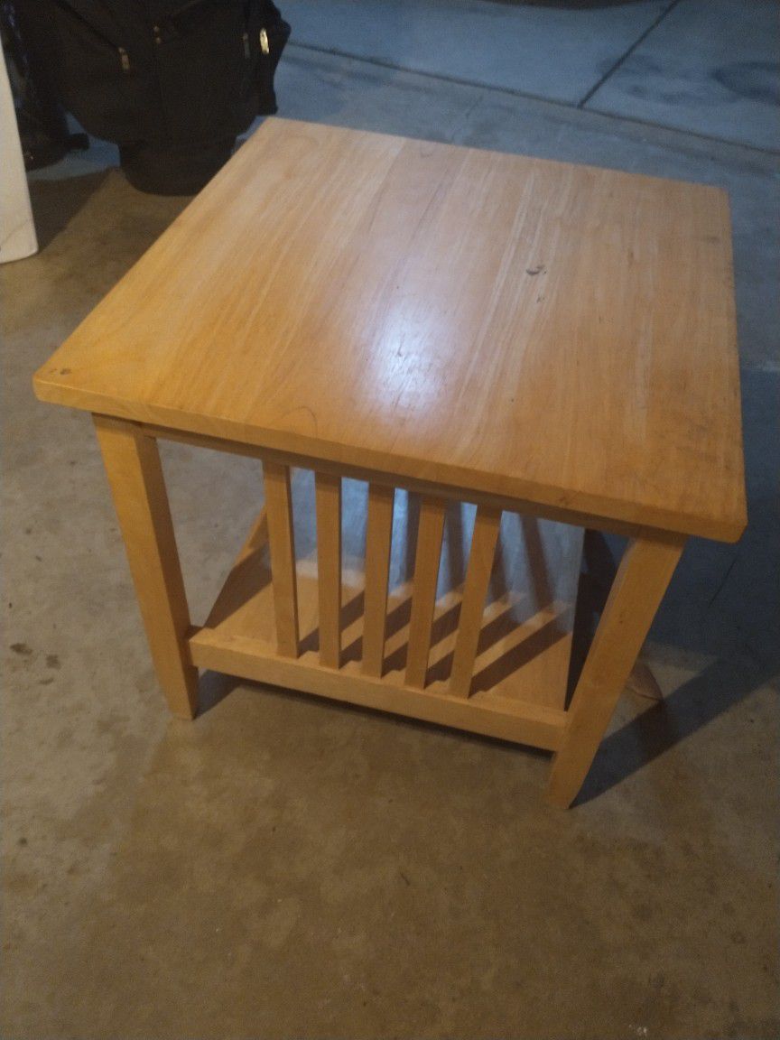 Mission Style Side Table 20x20