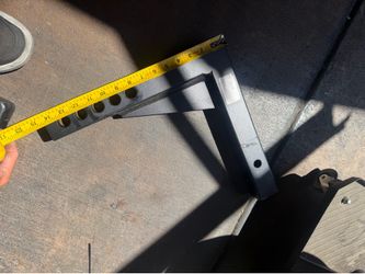 Weight distribution shank