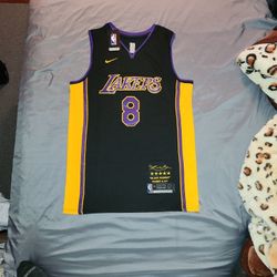 Nike Los Angeles Lakers Kobe Bryant #8 Jersey 