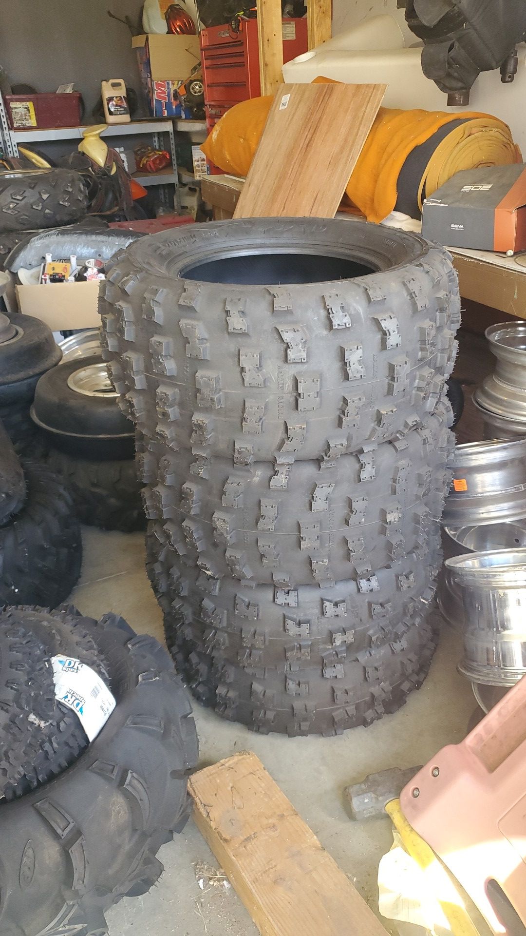 Maxxis Razor 4-speed Utv tire set 26x11r14 & 26x9r14