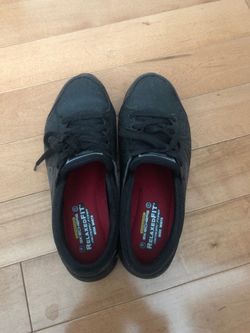 Slip resistant work shoes