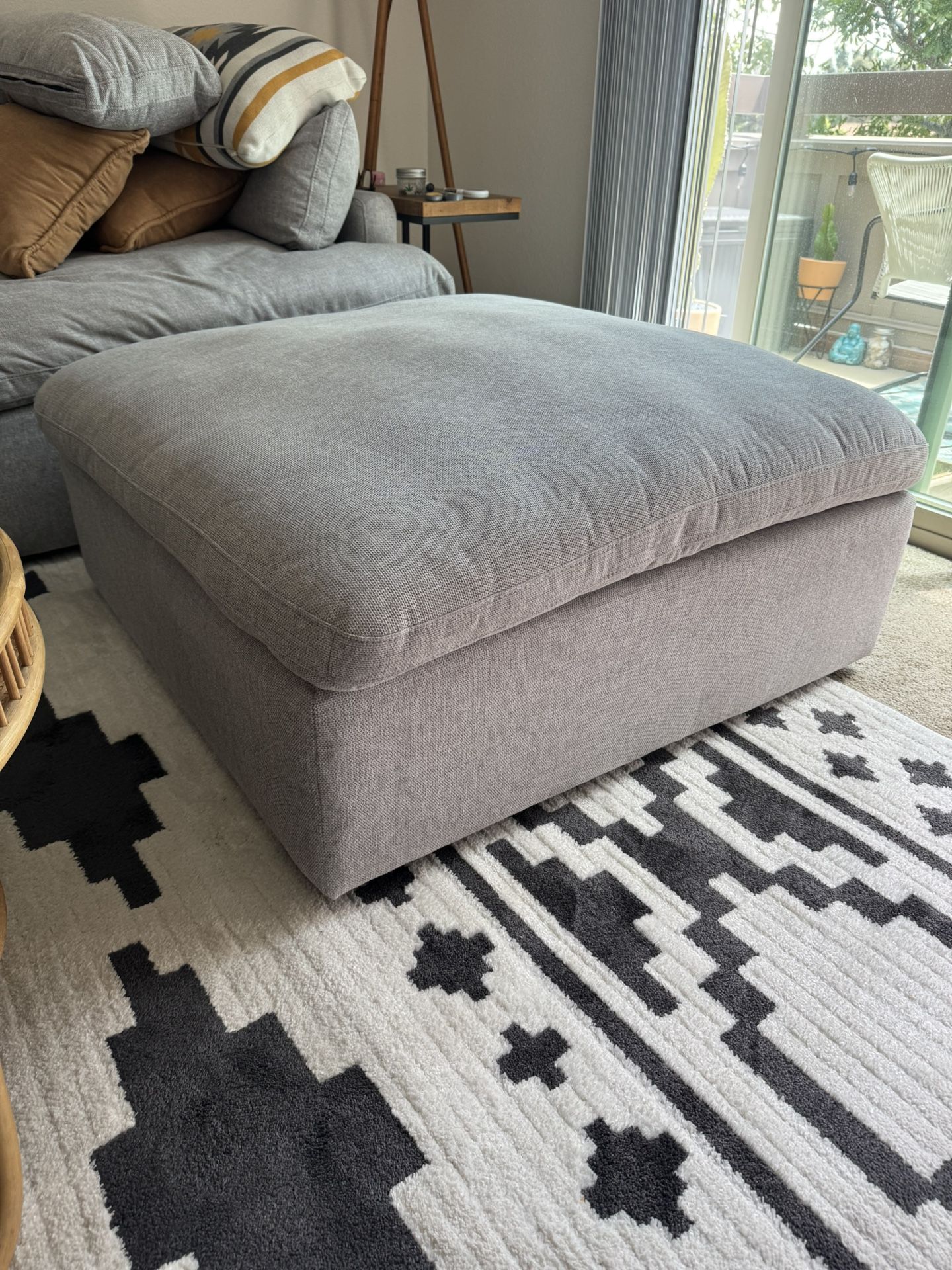 Couch ottoman