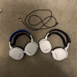 SteelSeries gaming headphones (ONLY ONE CABLE)