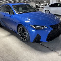 2022 Lexus IS