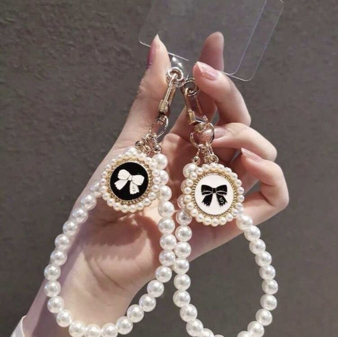 Luxury Pearl Phone Charm Bracelet with Gold Bow Pendant