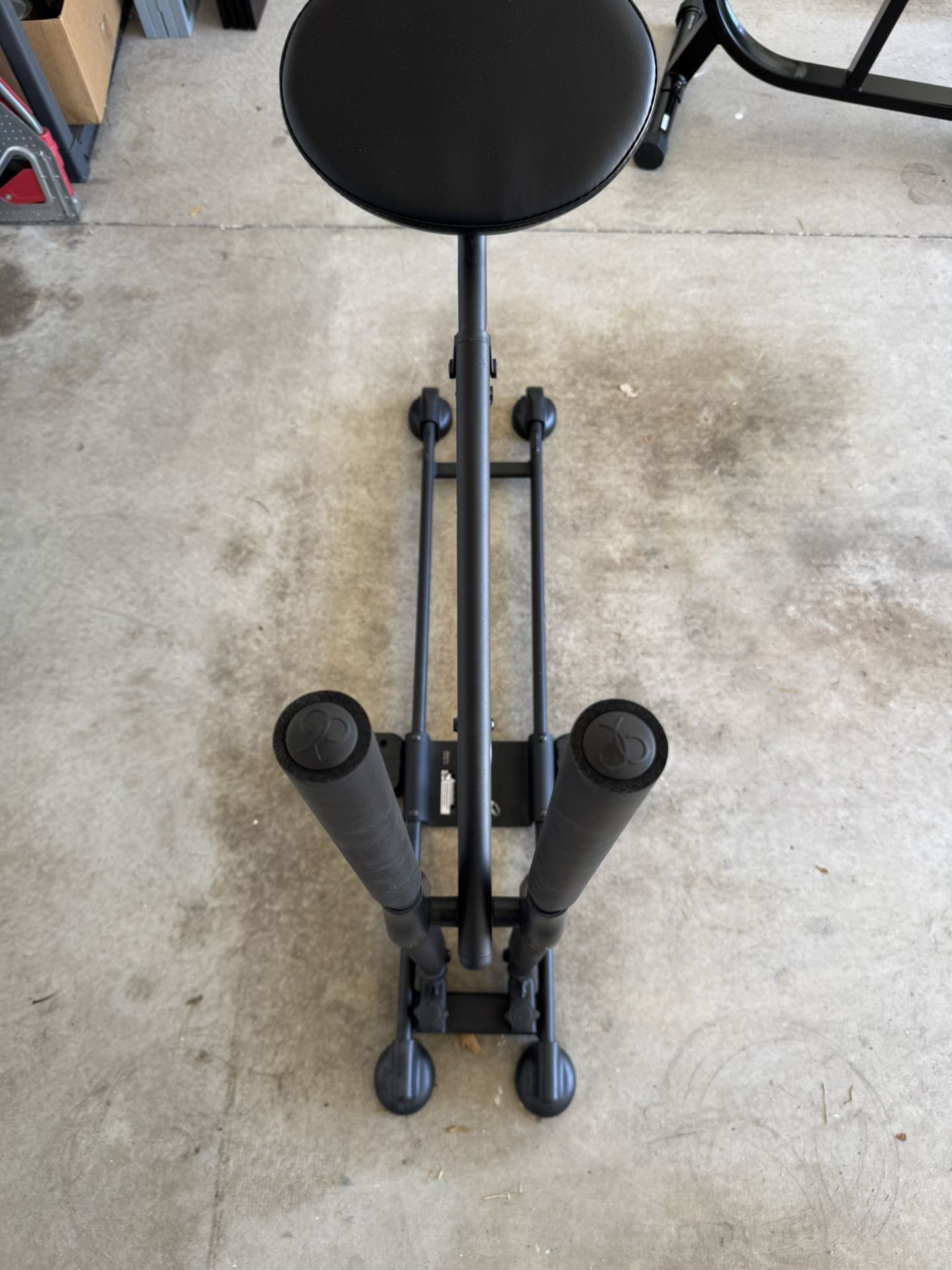 Squat Machine
