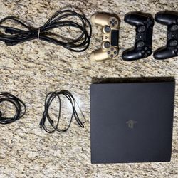 PS4 PRO 1TB *Excellent condition with 3 controllers &  4 games (optional)
