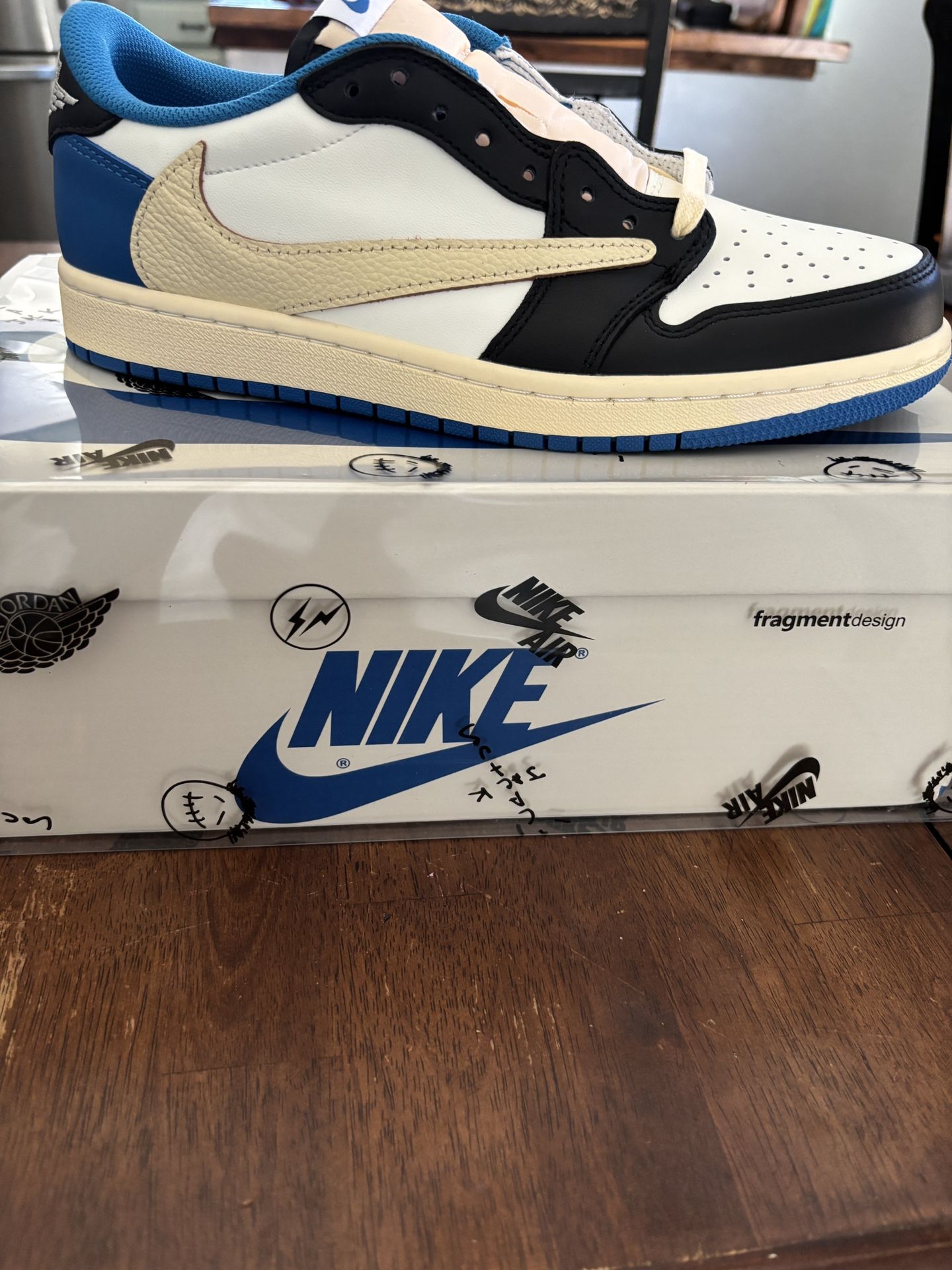 Travis Scott Jordan 1 Fragment Lows