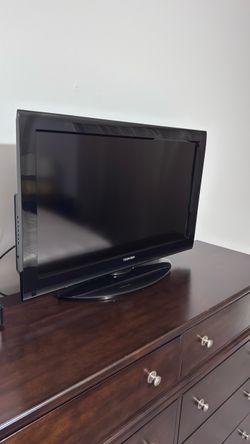 32 inches Toshiba tv