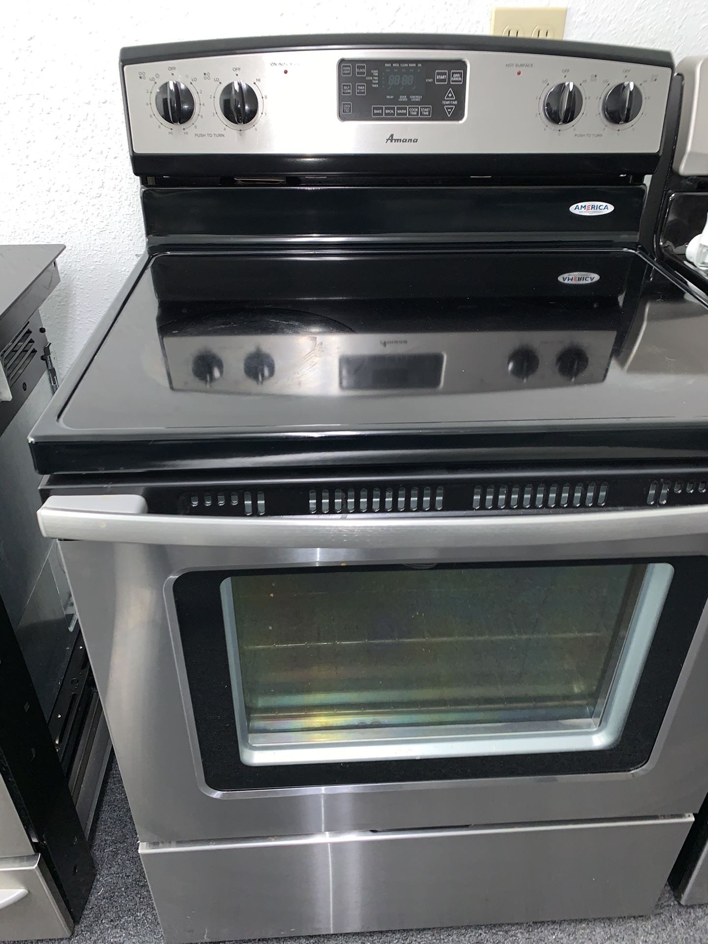 AMANA Stove for Sale in Kent, WA OfferUp