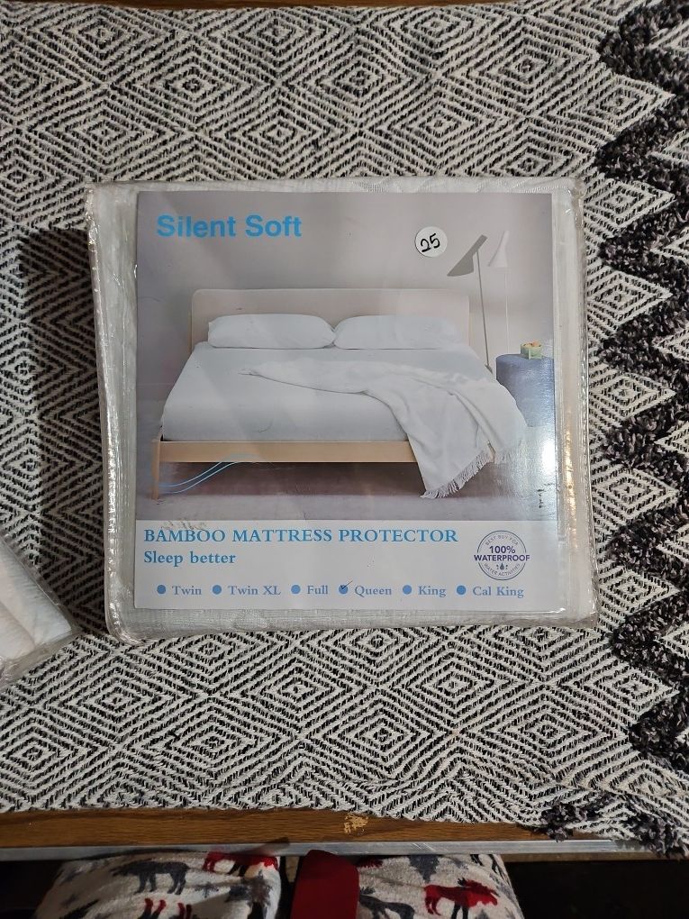 Bamboo Matress Protector Queen