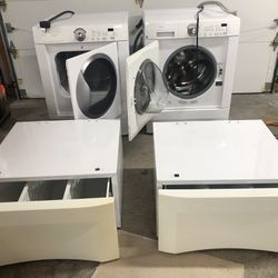 Frigidaire Washer/dryer and 2 Pedestals 
