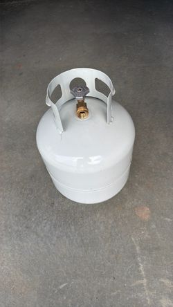 $49Brand new 20 gallon LP tank full of LP gas