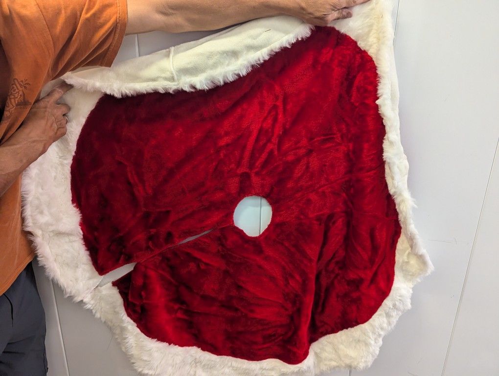 40" Xmas Tree Floor Skirt Cover Wrap Decorations Christmas Carpet Protector 4ft Stand Collar, Balls Manor Statues Crystal Glass Hanging Balls Murano