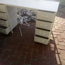 White Desk 