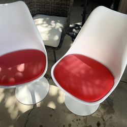 Tulip Modern Chairs / Pair