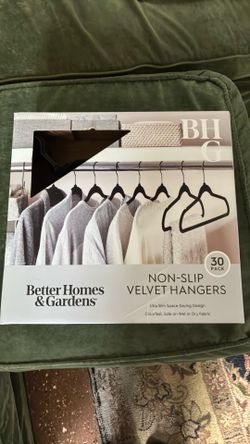 30 Count Black Velvet Hangers - Never Opened