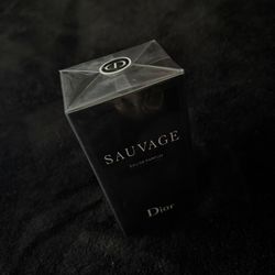 Men’s savage Dior cologne 