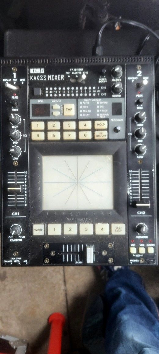 KORG KAOS DJ MIXER