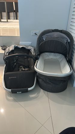 Uppababy rumbleseat + bassinet