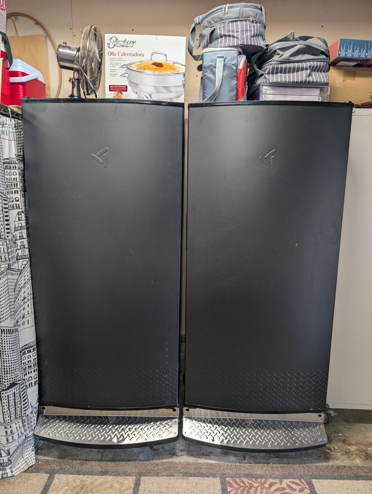 Gladiator 17.8 cu. ft. Upright Rolling Garage Freezer & Refrigerator in Black