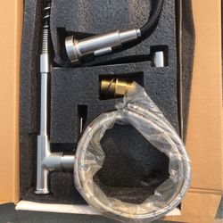 KITCHEN FAUCET 