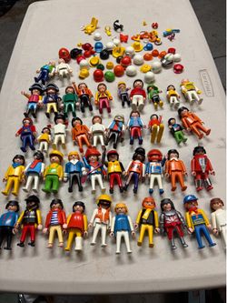 Playmobil figures