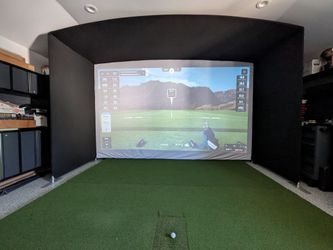 Golf Simulator Enclosure - Widescreen 14x8x5