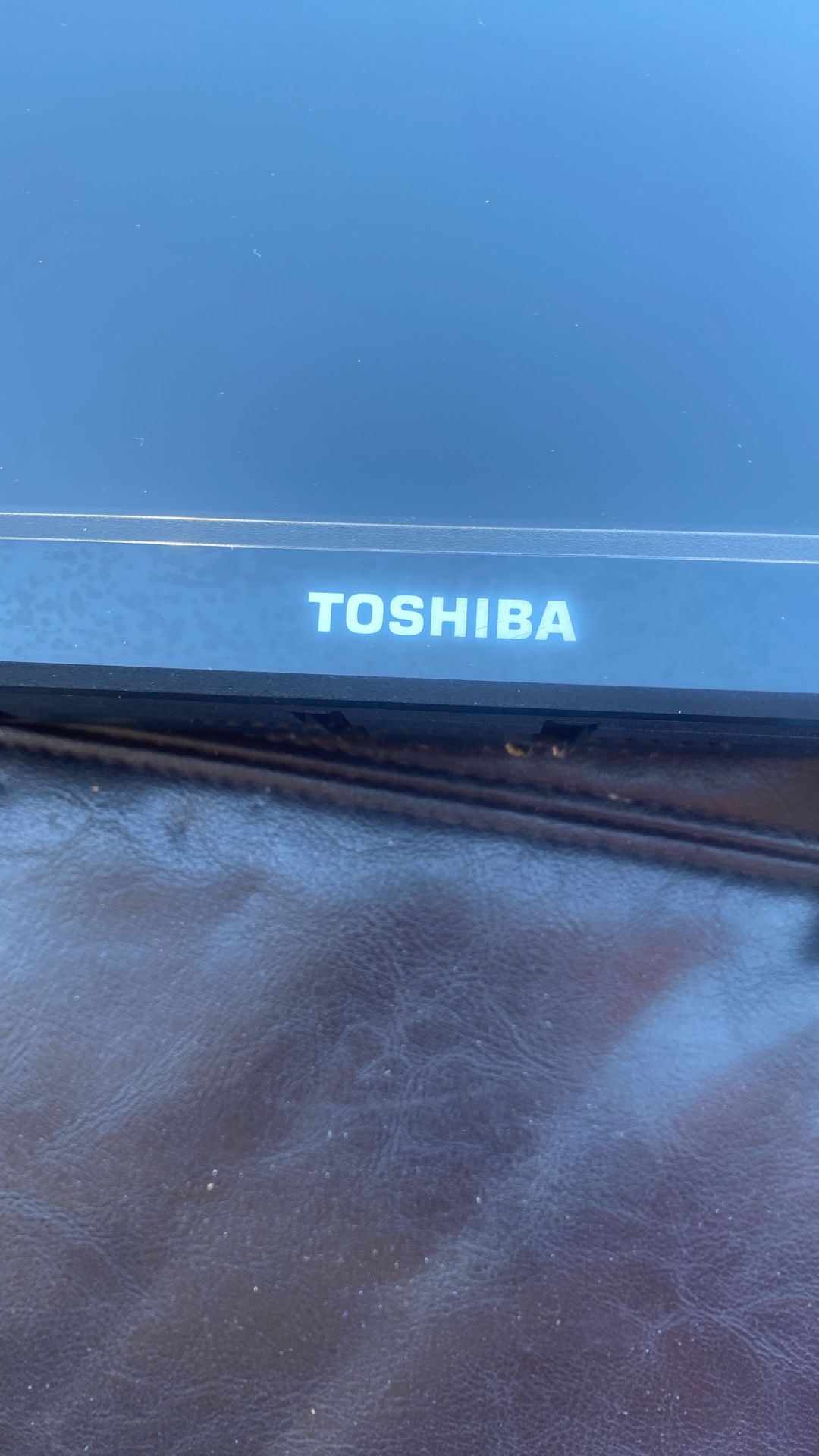 Toshiba 32” LCD TV